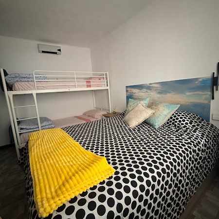 Piso Rita Apartment Roses Bagian luar foto