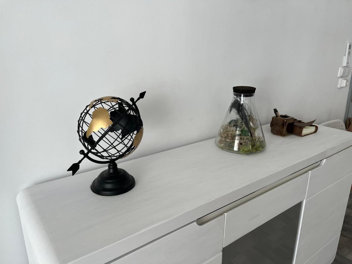 Piso Rita Apartment Roses Bagian luar foto