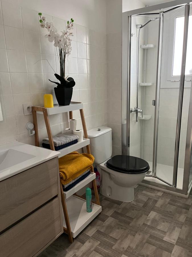 Piso Rita Apartment Roses Bagian luar foto