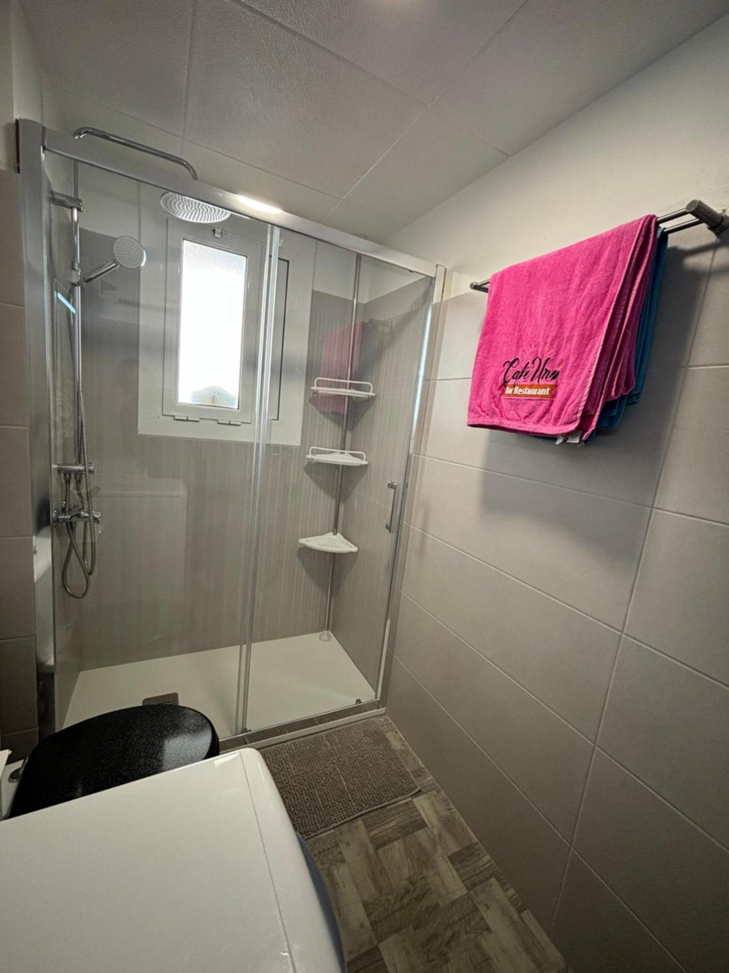 Piso Rita Apartment Roses Bagian luar foto